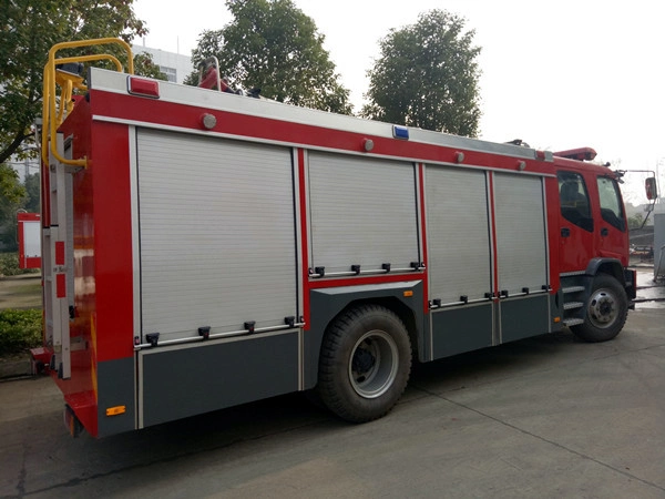 Japanese Brand 240HP 4tons Water 2tons Foam Fire Truck 6tons Fire Fighting Trucks for Chile LHD